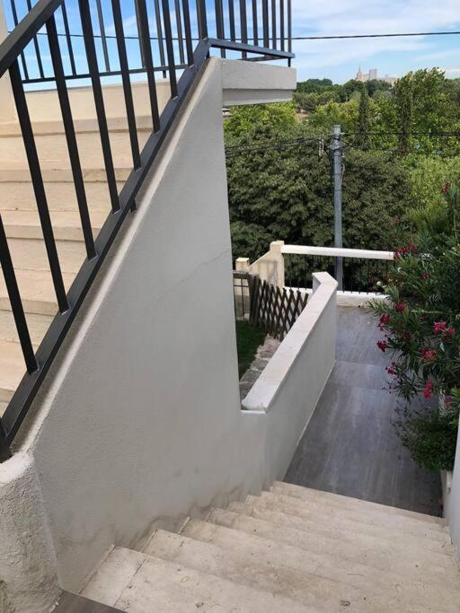 Avignon Lovely Flat Villeneuve-les-Avignon Exterior photo